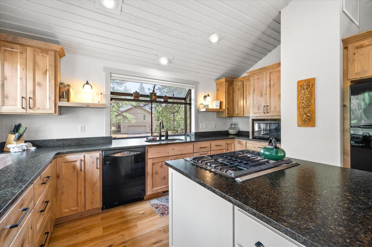Great Kitchen, Ac, Sharc Access, Hot Tub, Bring Pet! Villa Sunriver Exterior photo